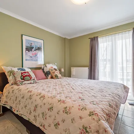 Lejlighed Apartment In Blankenberge Near Seafront, Cleaning Included