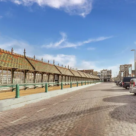 Apartment In Blankenberge Near Seafront, Cleaning Included Lejlighed *